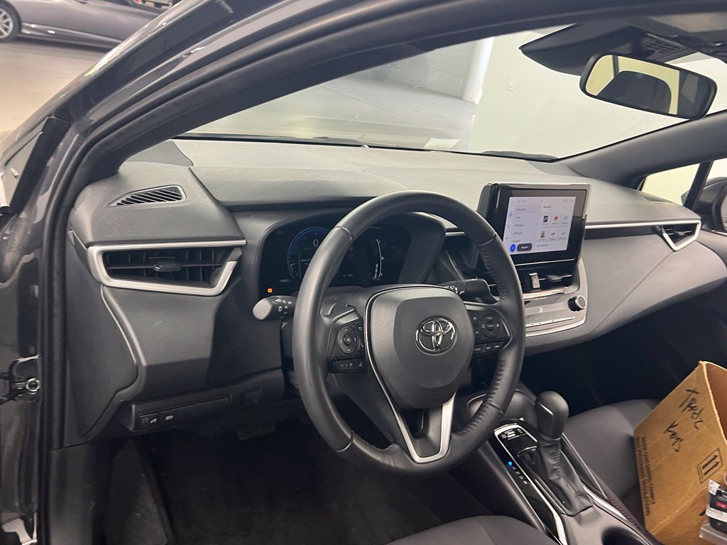 Used 2026 Toyota Corolla SE FWD image 9