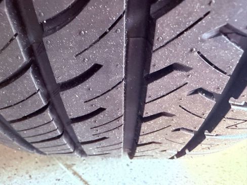 Used 2017 Lincoln MKZ Reserve w/ Climate Package image 16