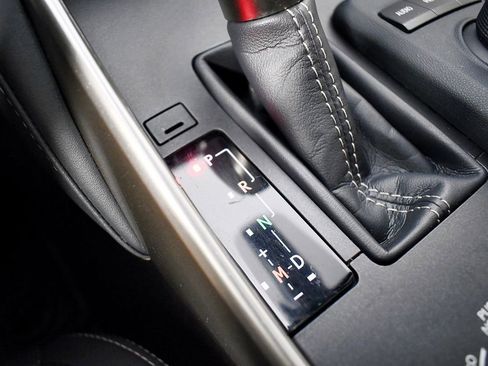 Used 2020 Lexus IS 300 image 46