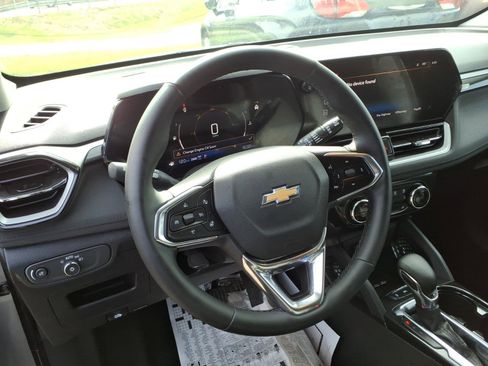 Used 2026 Chevrolet TrailBlazer LT w/ Convenience Package image 6