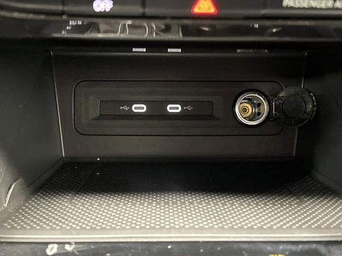 Used 2023 Volkswagen Atlas Cross Sport SEL image 25