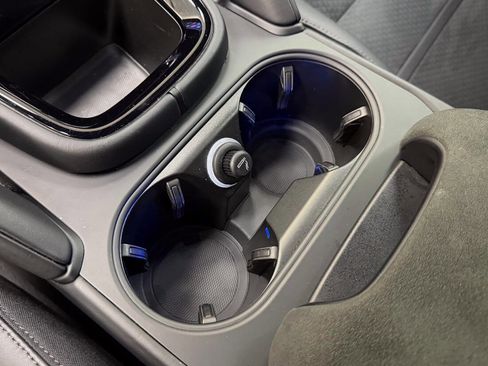 Used 2025 Porsche Cayenne GTS image 57