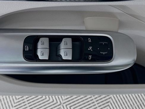 Used 2026 Mercedes-Benz C 300 Sedan image 18