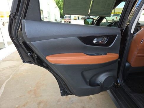 Used 2020 Nissan Rogue SL AWD/4WD image 43
