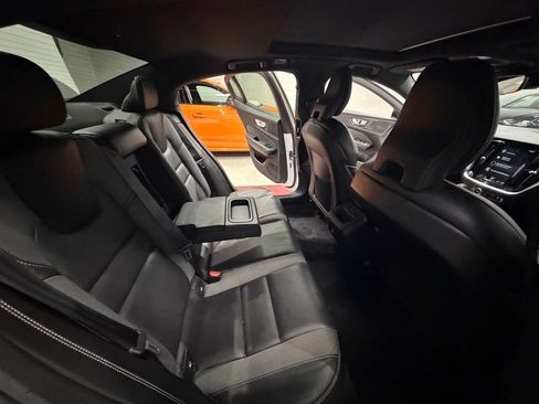 Used 2019 Volvo S60 T6 R-Design AWD/4WD image 36