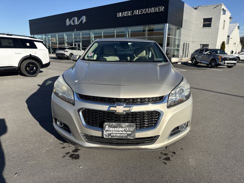 Used 2014 Chevrolet Malibu LT image 9