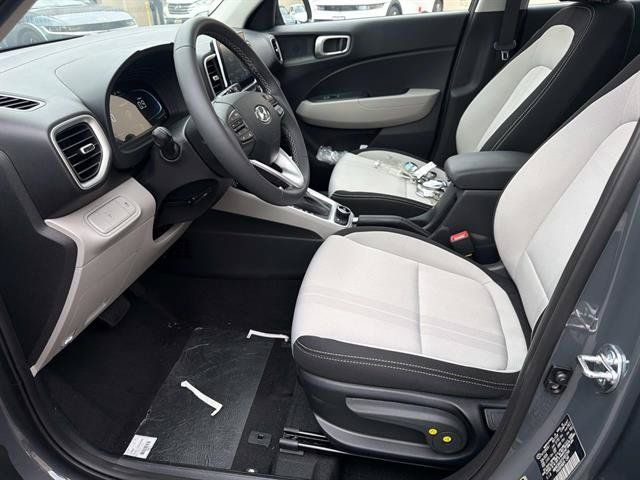 New 2026 Hyundai Venue SEL FWD image 15