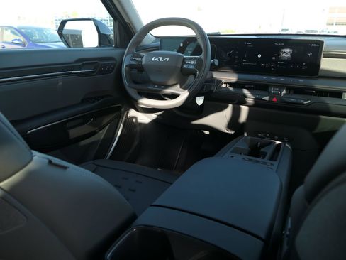 New 2026 Kia EV9 Wind AWD/4WD image 21