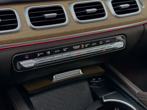 Used 2020 Mercedes-Benz GLE 450 4MATIC image 20