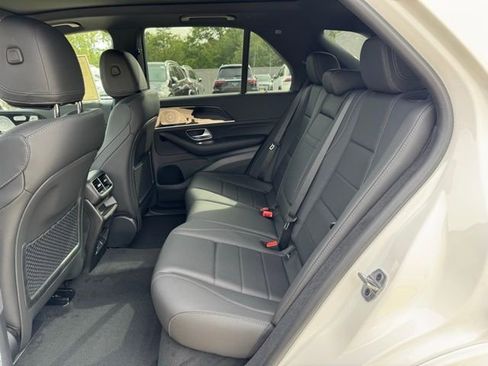 Used 2026 Mercedes-Benz GLE 350 4MATIC image 13