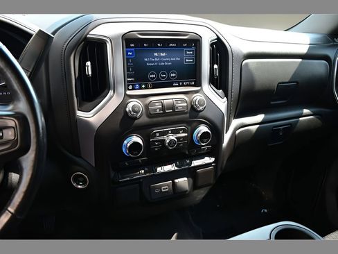 Used 2021 GMC Sierra 1500 Elevation AWD/4WD image 19