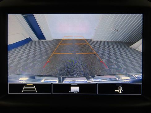 Used 2020 GMC Sierra 1500 SLT w/ SLT Premium Plus Package image 19