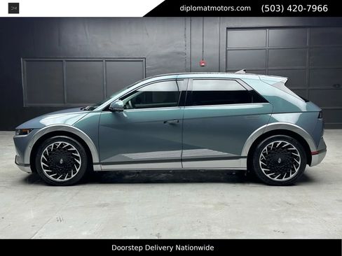 Used 2024 Hyundai Ioniq 5 Limited image 3