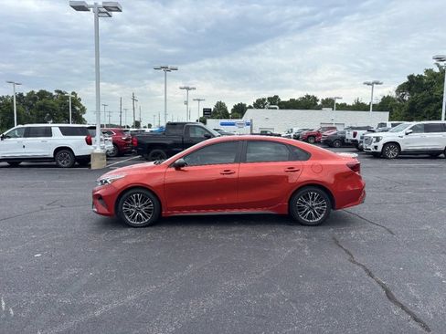 Used 2023 Kia Forte GT-Line w/ GT-Line Technology Package FWD image 6