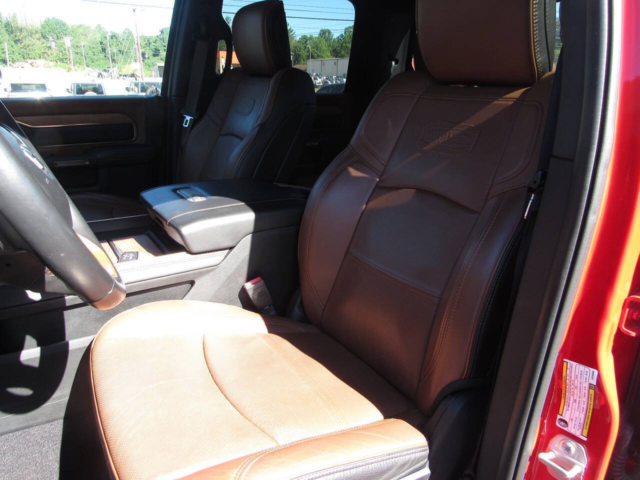 Used 2020 RAM 2500 Limited AWD/4WD image 22