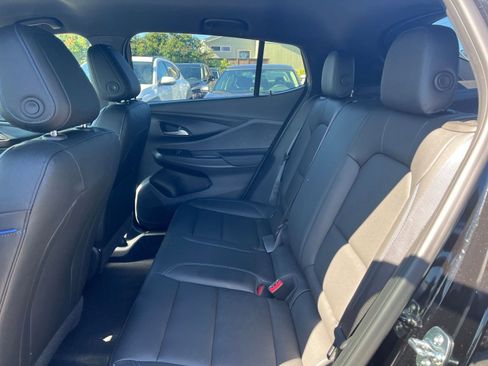 Used 2025 Buick Envista Sport Touring image 27