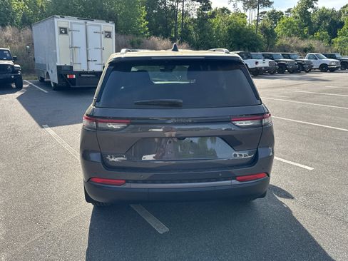 New 2026 Jeep Grand Cherokee Altitude RWD image 6