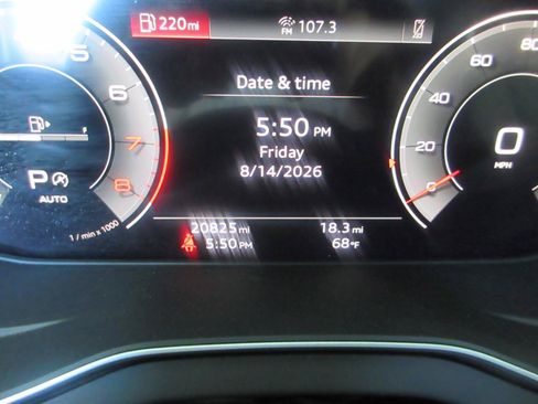 Used 2024 Audi Q5 2.0T Premium Plus w/ Premium Plus Package AWD/4WD image 6