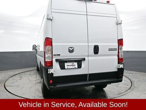 Used 2024 RAM ProMaster 2500 w/ Convenience Group image 5