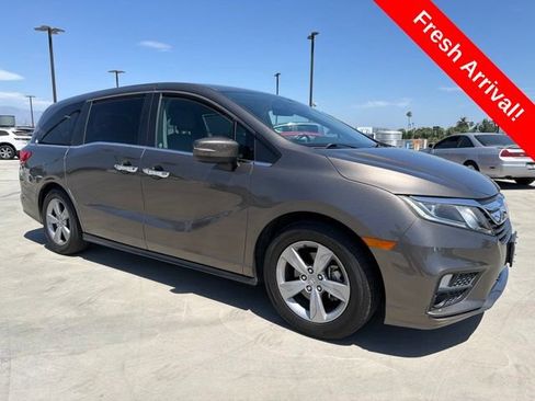 Used 2019 Honda Odyssey EX image 1
