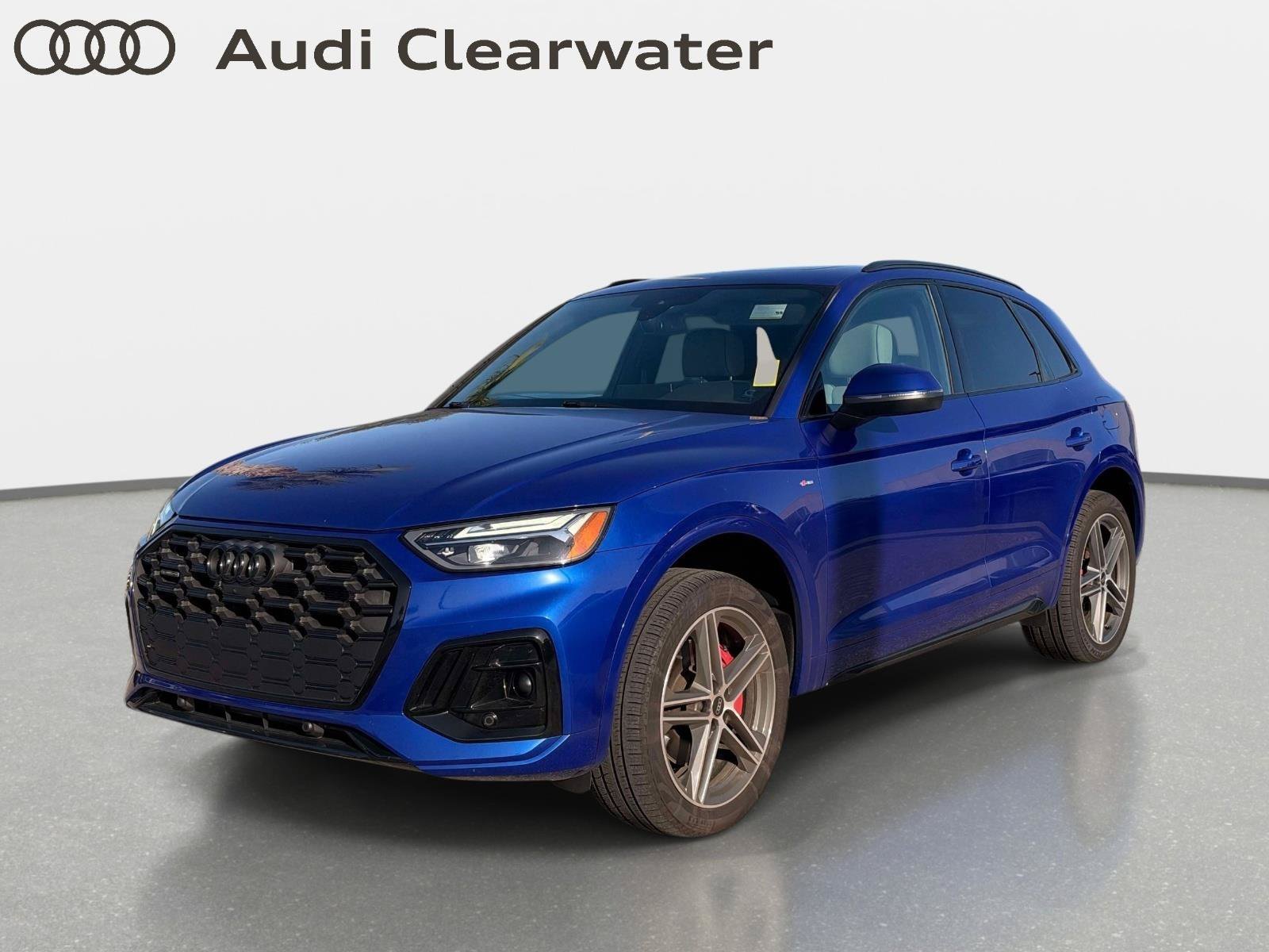 Used 2024 Audi Q5 e Premium Plus w/ Premium Plus Package AWD/4WD image 1