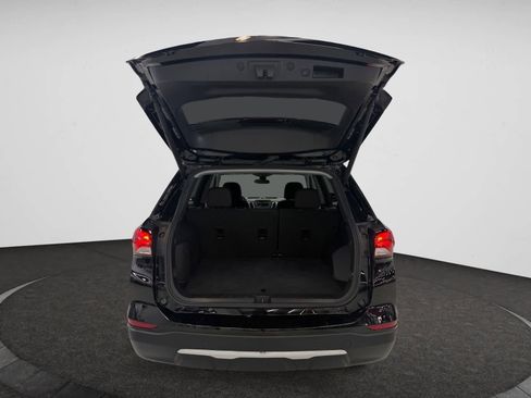 Used 2024 Chevrolet Equinox LT image 4