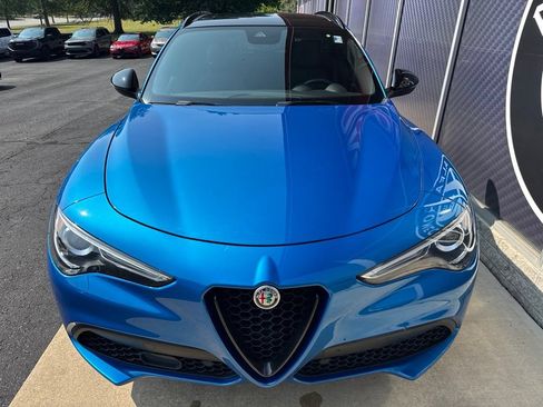 Used 2023 Alfa Romeo Stelvio Veloce AWD/4WD image 9