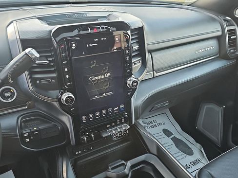 Used 2019 RAM 2500 Limited image 15