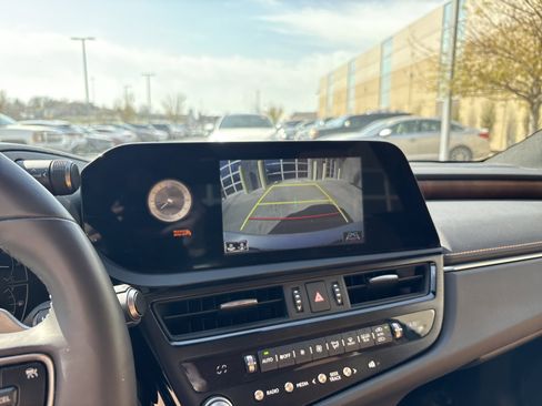 Used 2022 Lexus ES 250 w/ Premium Package image 25