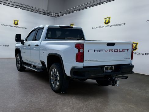 Used 2022 Chevrolet Silverado 2500 Custom w/ Custom Value Package AWD/4WD image 3