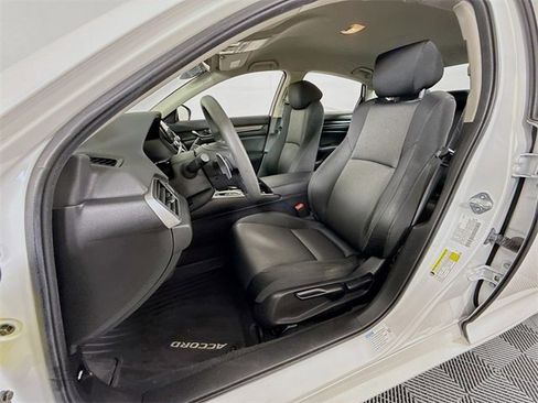 Used 2022 Honda Accord Hybrid image 5