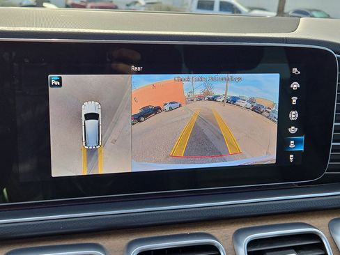 Certified 2021 Mercedes-Benz GLS 450 4MATIC image 18