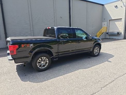 Used 2018 Ford F150 Lariat w/ Equipment Group 501A Mid AWD/4WD image 3