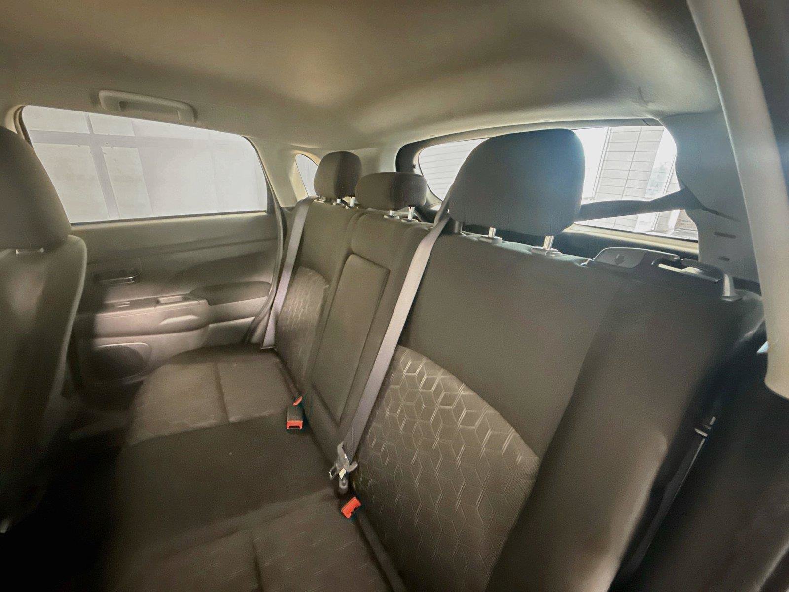 Used 2026 Mitsubishi Outlander Sport AWD image 9