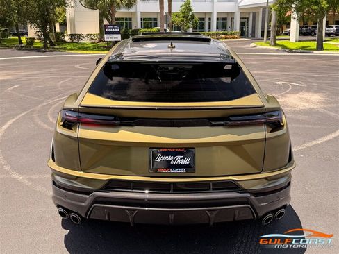 Used 2024 Lamborghini Urus Performante AWD/4WD image 52