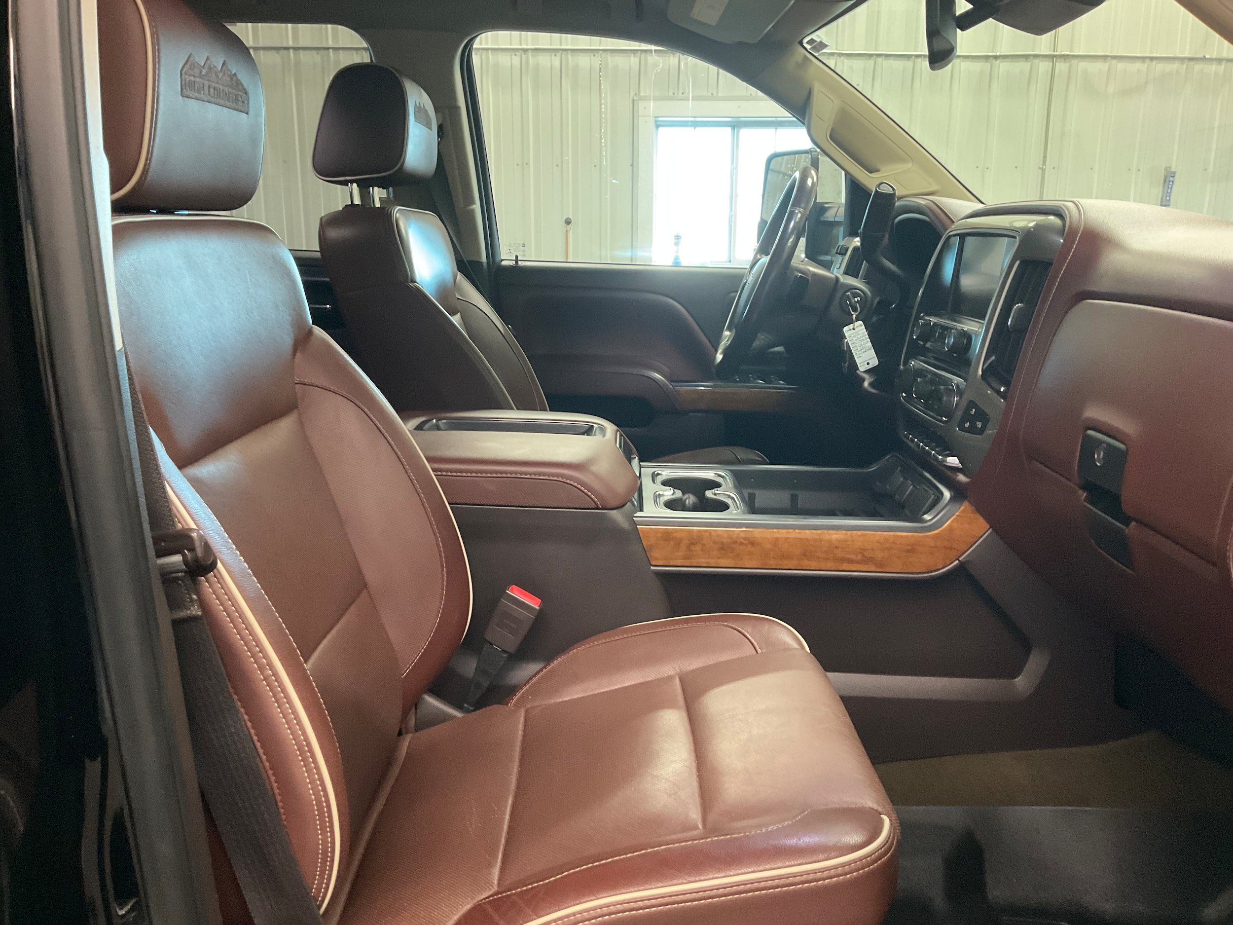 Used 2015 Chevrolet Silverado 2500 High Country w/ Duramax Plus Package AWD/4WD image 26