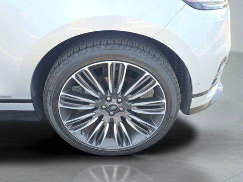 Used 2019 Land Rover Range Rover Velar R-Dynamic SE image 26