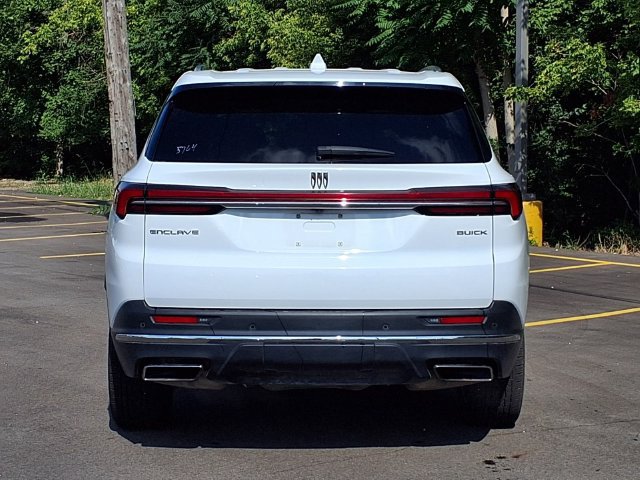 Used 2025 Buick Enclave Preferred FWD image 24