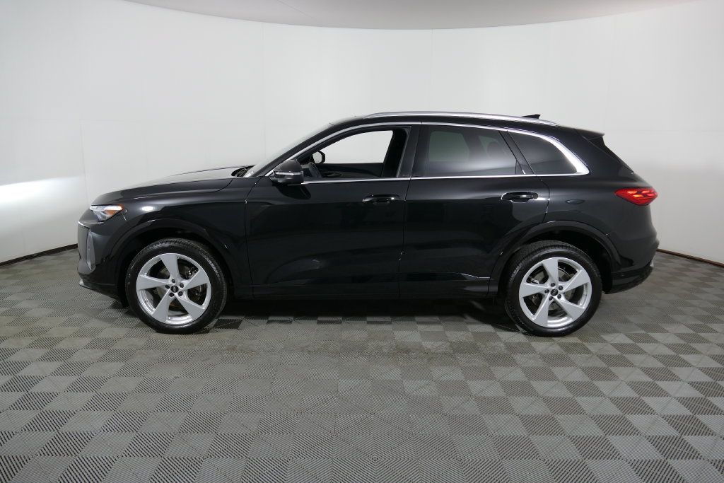 Used 2025 Audi Q5 Premium Plus AWD/4WD image 6