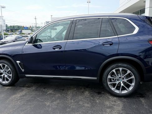 Used 2026 BMW X5 xDrive40i w/ Premium Package image 8