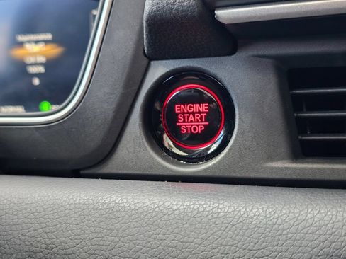 Certified 2025 Honda Pilot Elite image 24