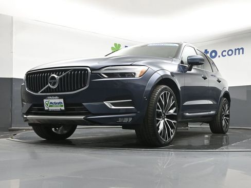 Used 2020 Volvo XC60 T6 Inscription w/ Protection Package image 6