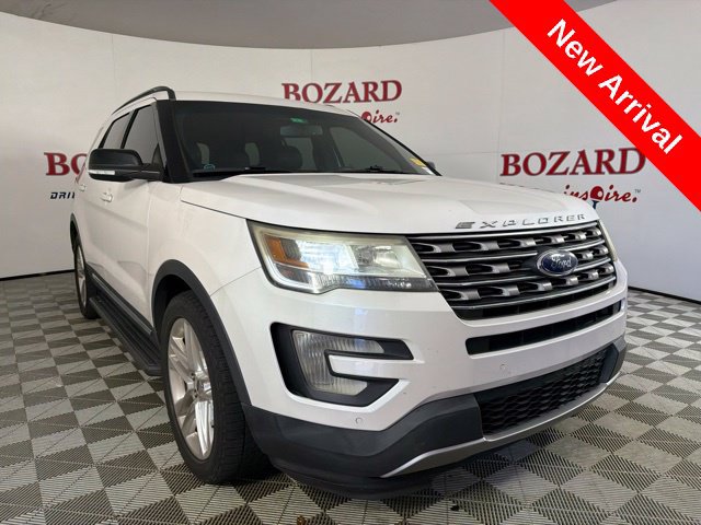 Used 2017 Ford Explorer XLT w/ Equipment Group 202A FWD image 1