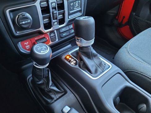 Certified 2025 Jeep Wrangler Unlimited Sport S 4xe AWD/4WD image 12