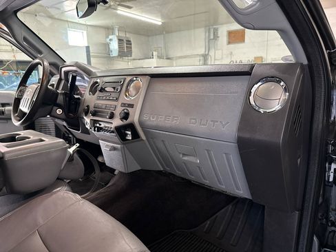 Used 2015 Ford F350 XLT w/ XLT Value Package AWD/4WD image 48