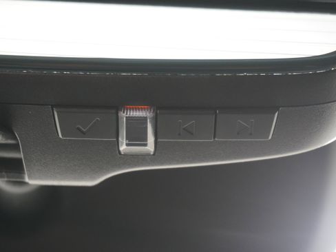 Used 2021 Cadillac Escalade Sport w/ Driver Assist Tech Package image 28