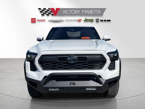 Used 2024 Toyota Tacoma TRD Off-Road AWD/4WD image 8