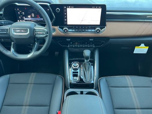 New 2026 GMC Canyon AT4 w/ Technology Plus Package AWD/4WD image 10