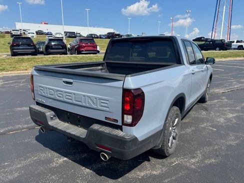 Used 2025 Honda Ridgeline TrailSport image 3