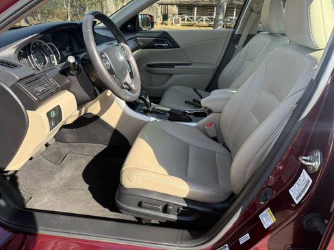 Used 2015 Honda Accord EX-L image 16